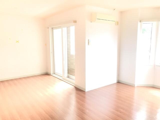 物件内観写真17　(リビング)