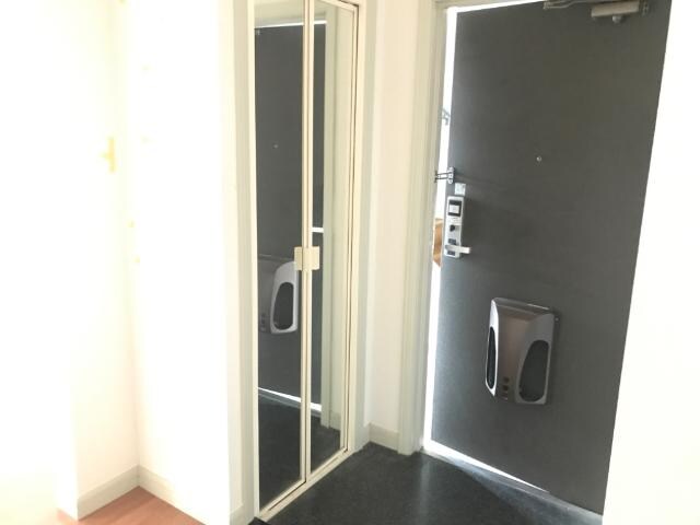 物件内観写真22　(玄関)