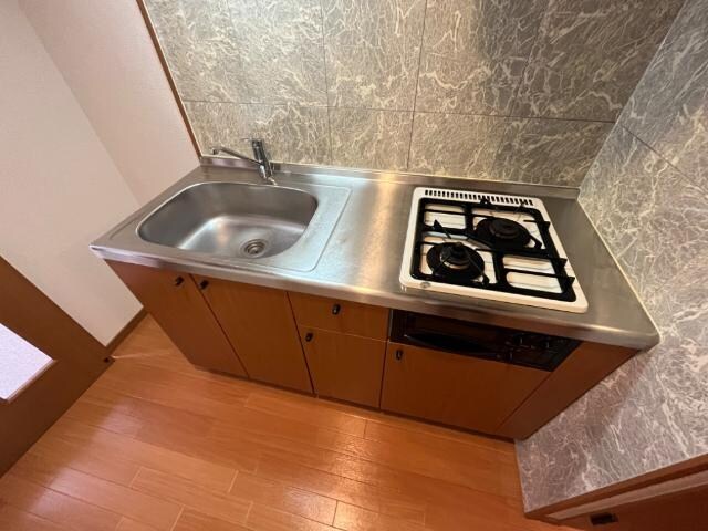 物件内観写真8　(システムキッチン)