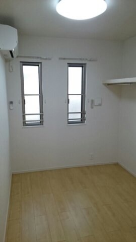 物件内観写真7　(物件の内装です)