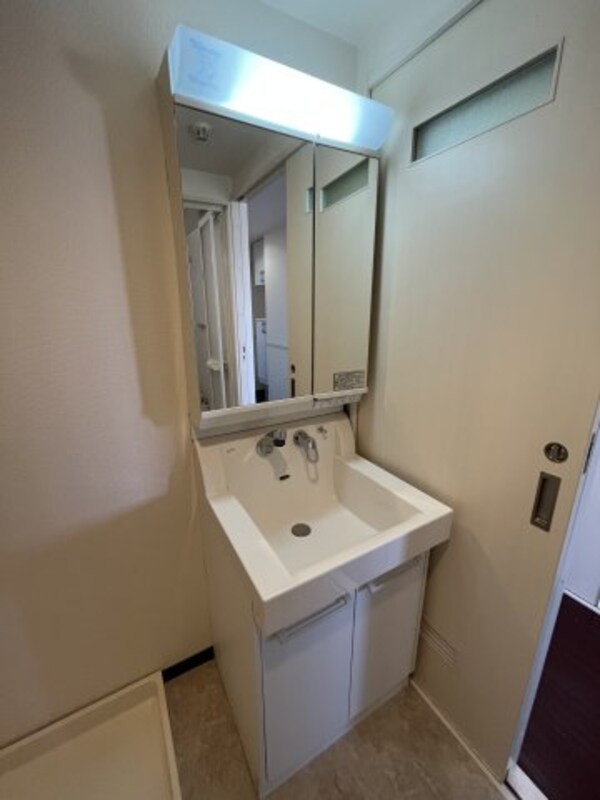 洗面・脱衣所(※他のお部屋の写真です。)