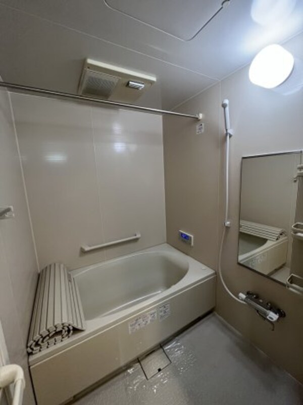 浴室(※他のお部屋の写真です。)