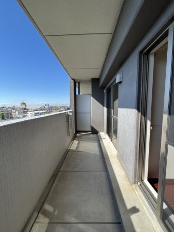 バルコニー(※他のお部屋の写真です。)