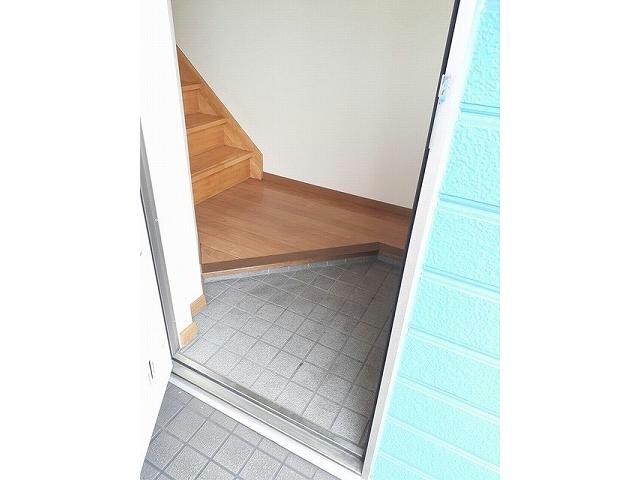 物件内観写真11　(室内写真は別部屋の写真です。)