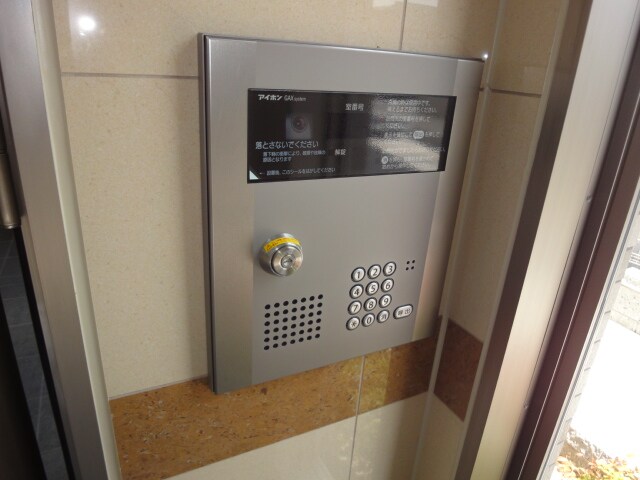 物件外観写真2　(外観写真（昼）)