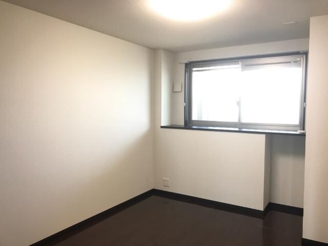 物件内観写真17　(洋室)