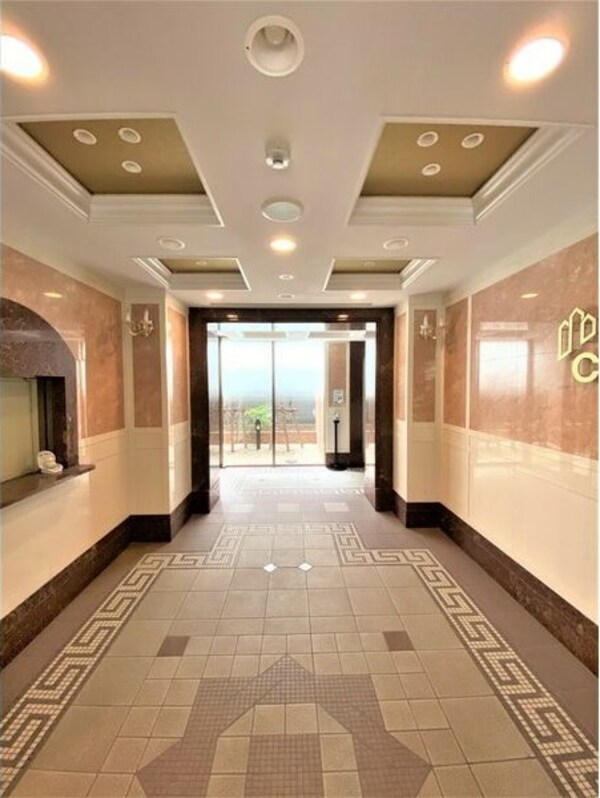 ロビー・ラウンジ