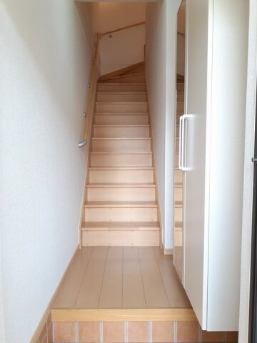 物件内観写真4　(毎日通る玄関はこちらです)