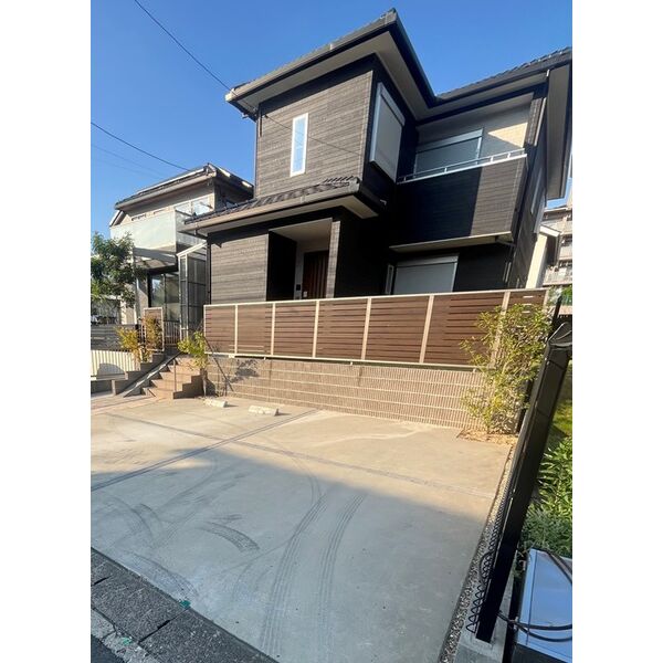 大高町字伊賀殿４丁目戸建