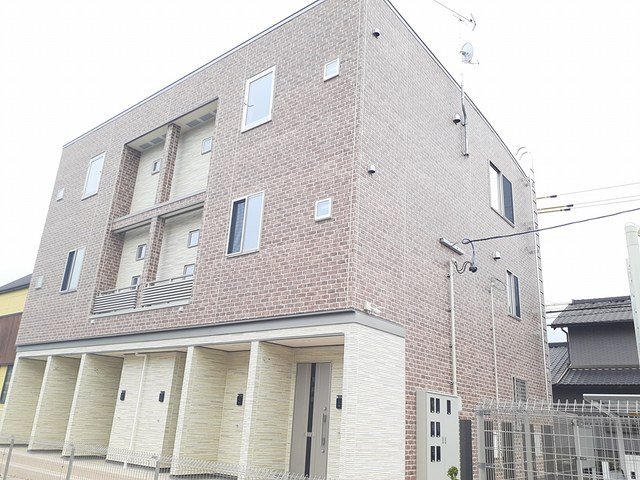 シュロス伏見