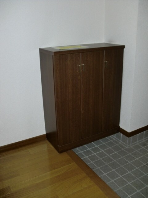 物件内観写真14　(下駄箱)