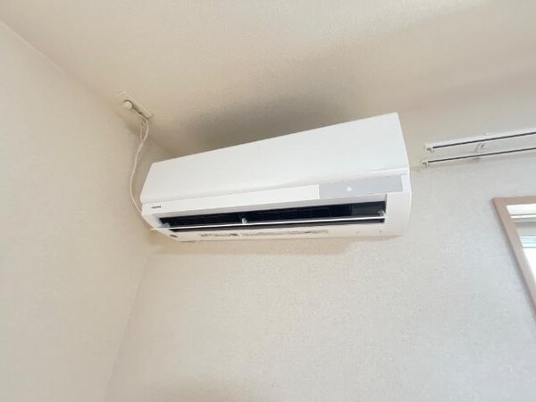 建物設備(エアコン)
