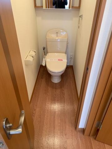 物件内観写真8　(トイレ)