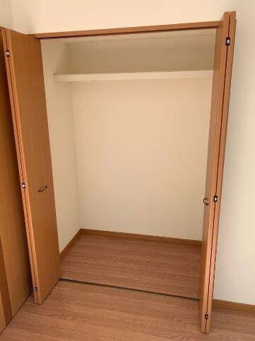 物件内観写真12　(クローゼット)