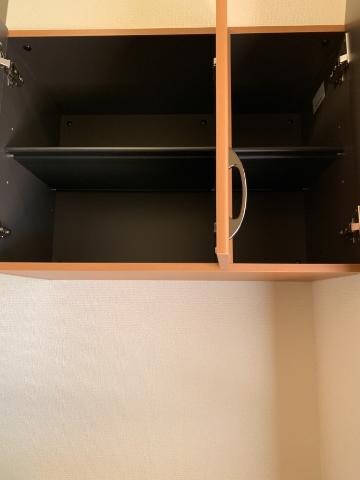 物件内観写真13　(収納)
