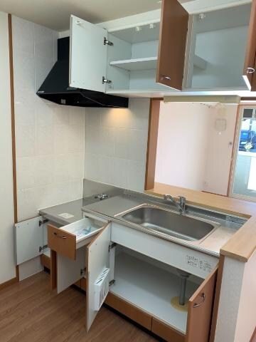 物件内観写真15　(収納)