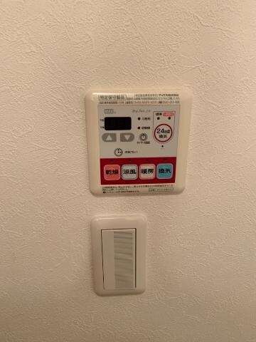 物件内観写真17　(浴室乾燥機)