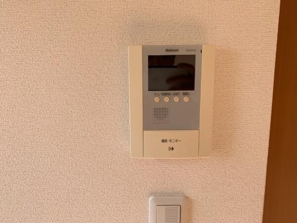 セキュリティ(カメラ付インターホン)