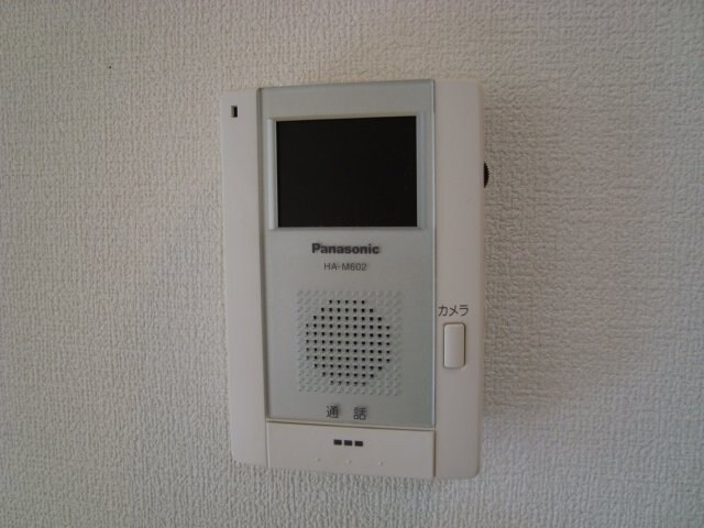 物件内観写真19　(カメラ付インターホン)