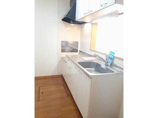 物件内観写真6　(室内写真は別部屋の写真です。)