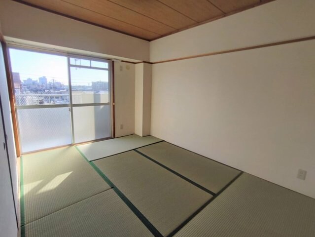 物件内観写真5　(※別部屋のお写真で、現況優先と致します。)