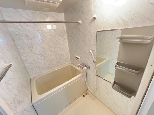 物件内観写真8　(バス／シャワールーム等)