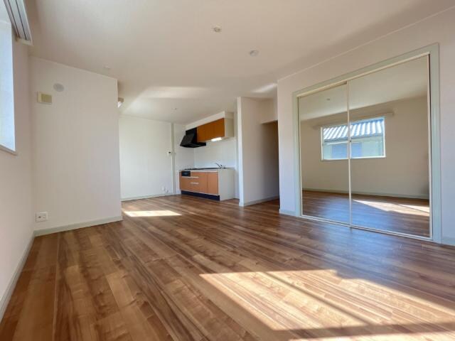 物件内観写真16　(リビング)