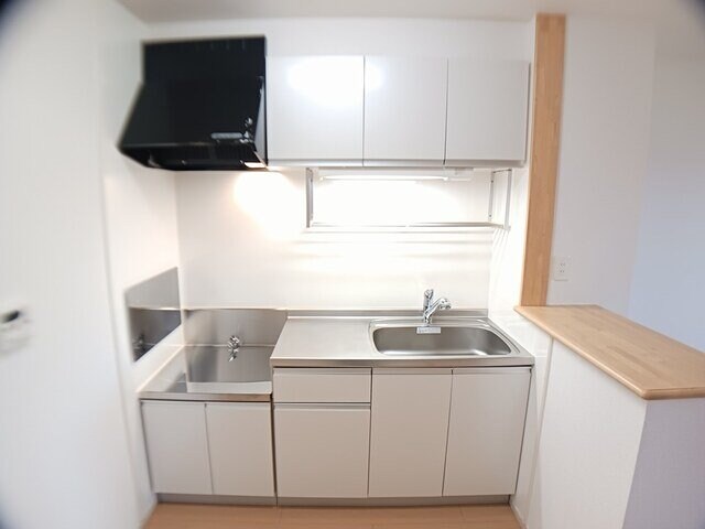 物件内観写真4　(きれいなキッチンです)