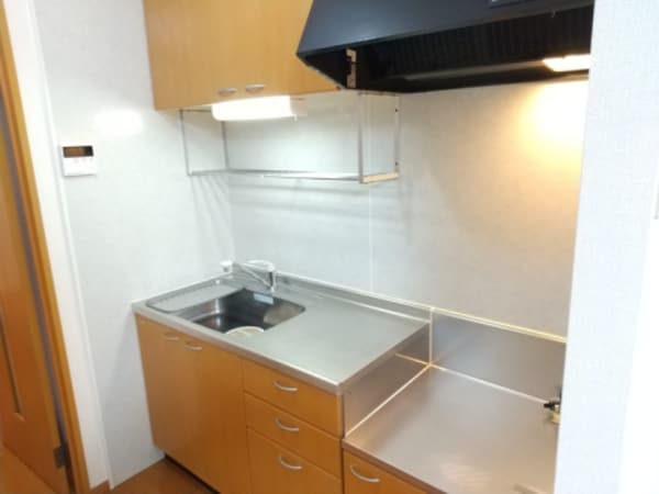 キッチン(室内写真は別部屋の写真です。)