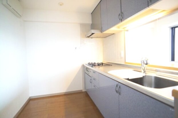 物件内観写真5　(システムキッチン「前回募集時」)