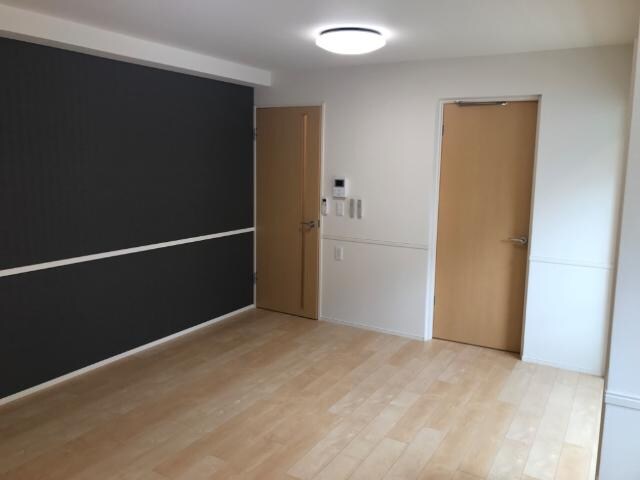 物件内観写真5　(リビング)