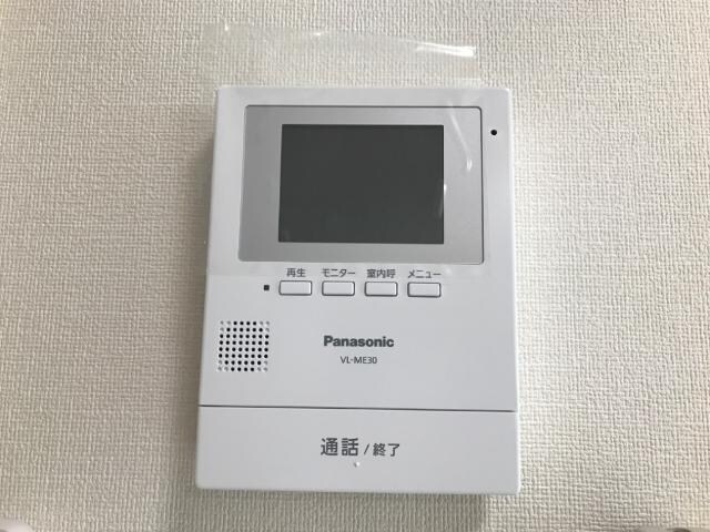 物件内観写真9　(カメラ付インターホン)