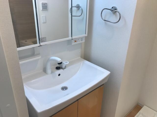 物件内観写真19　(洗髪洗面化粧台)