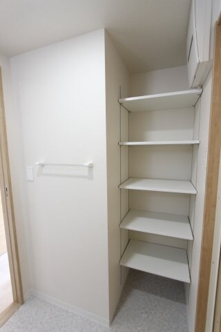 物件内観写真9　(※同室タイプの画像です。内装の色などが異なる場合があります。)