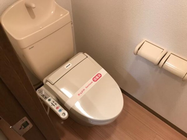 トイレ(トイレ)