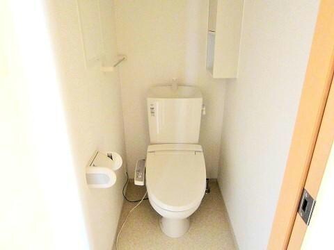 物件内観写真10　(室内写真は別部屋の写真です。)