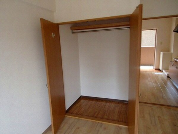 収納(室内写真は別部屋の写真です。)