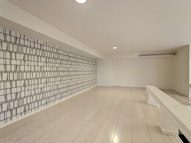 物件内観写真9　(102号室ロフト)
