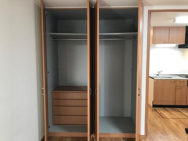 物件内観写真9　(クローゼット)