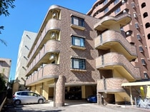 メゾン・ラスターの外観写真