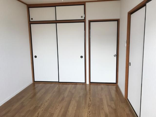 物件内観写真8　(洋室)