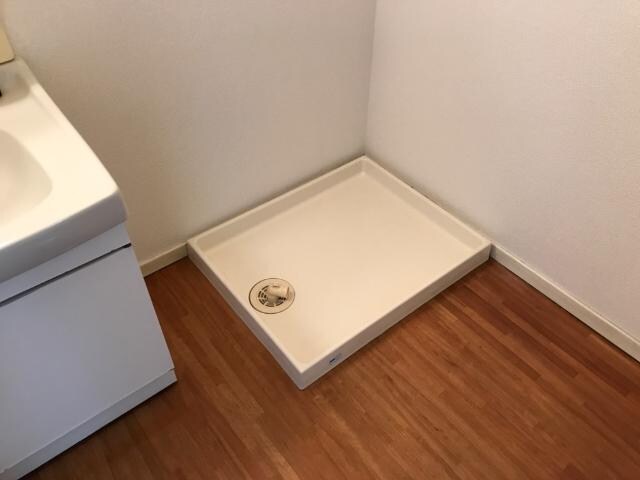 物件内観写真14　(室内洗濯機置場)