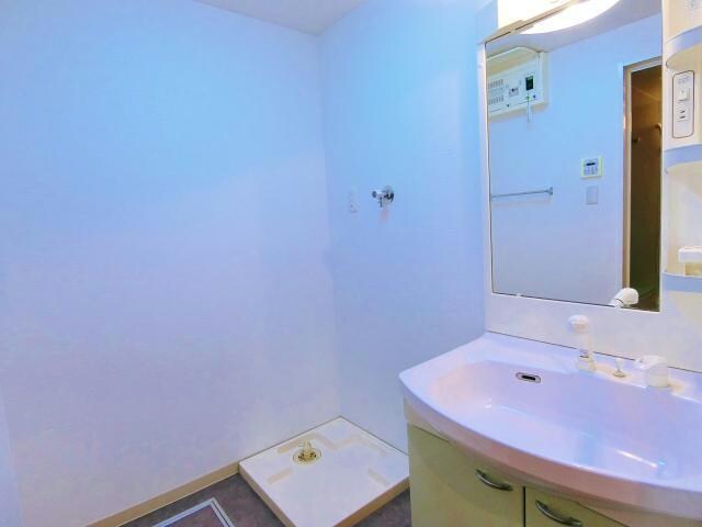 物件内観写真8　(室内写真は別部屋の写真です。)