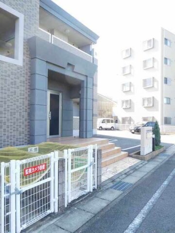 物件外観写真3　(建物の内部です)