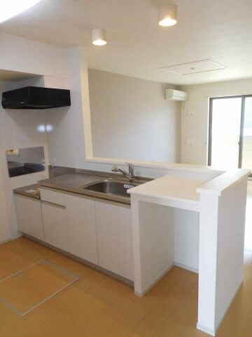 物件内観写真6　(きれいなキッチンです)