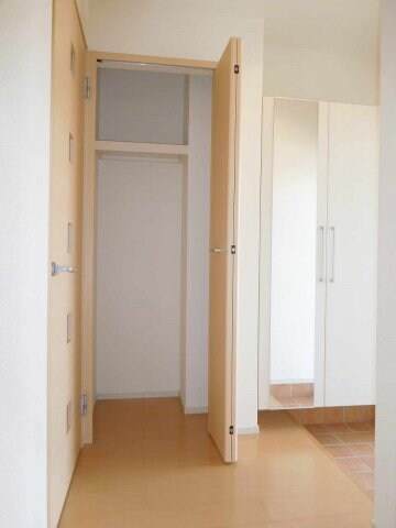 物件内観写真10　(十分な収納スペースがあります)