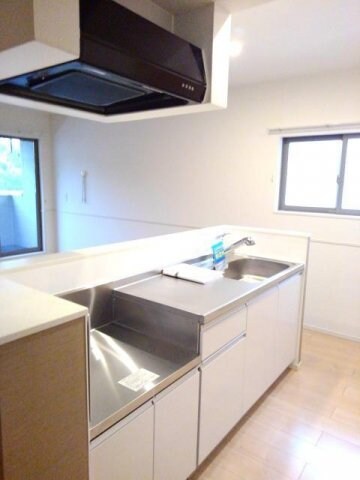 物件内観写真4　(使いやすいキッチンです)