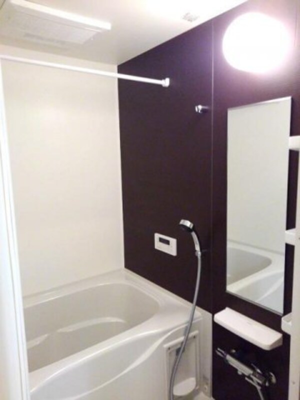 浴室(落ち着いた空間のお風呂です)