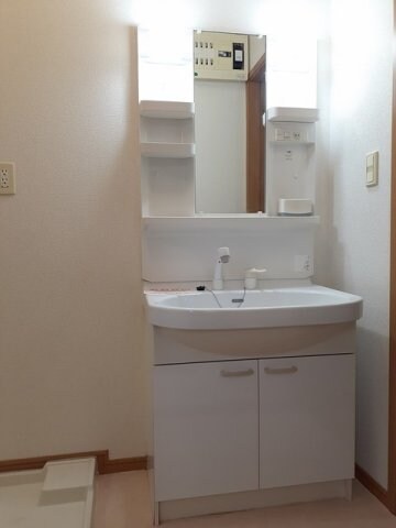 物件内観写真7　(洗面所です)