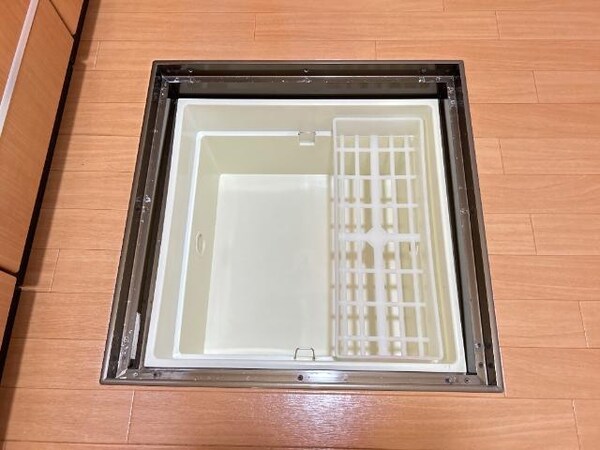 収納(床下収納)